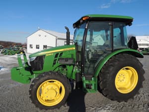 2022 John Deere 5055E Image