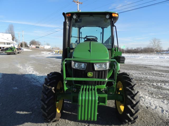 Image of John Deere 5055E equipment image 4