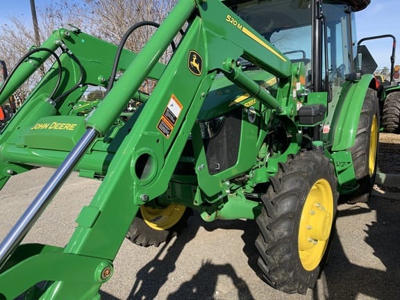 Main image John Deere 5055E