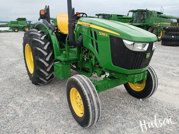 2022 John Deere 5055E Equipment Image0