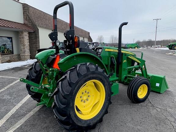 Image of John Deere 5055E equipment image 2