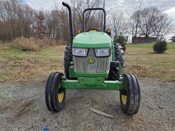 Image of John Deere 5055E equipment image 3