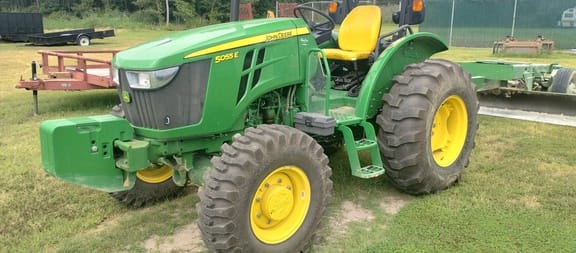 2022 John Deere 5055E Equipment Image0