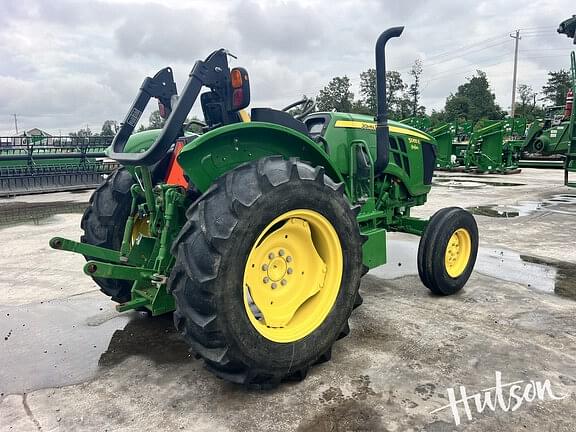 Image of John Deere 5055E equipment image 2