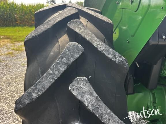 Image of John Deere 5055E equipment image 4