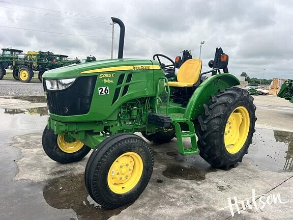 Image of John Deere 5055E equipment image 1