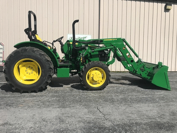 Main image John Deere 5055E