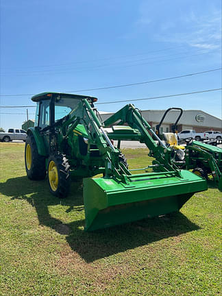 Image of John Deere 5055E equipment image 2