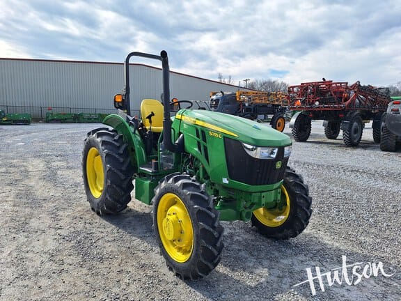 Main image John Deere 5055E