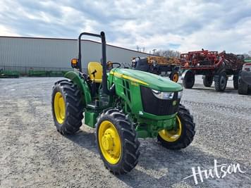 Main image John Deere 5055E