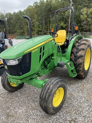 2022 John Deere 5055E Image