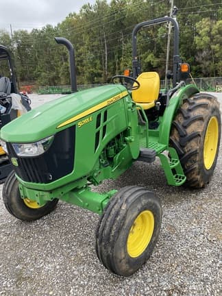 Main image John Deere 5055E
