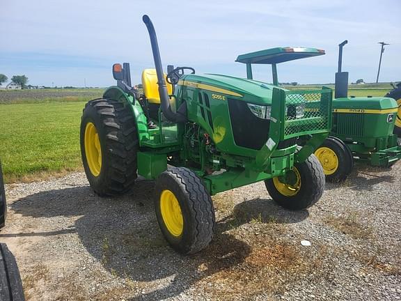 Image of John Deere 5055E Image 1