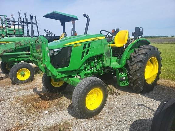 Image of John Deere 5055E Image 0