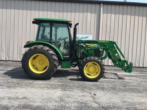 Main image John Deere 5055E