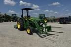 Image of John Deere 5055E equipment image 4