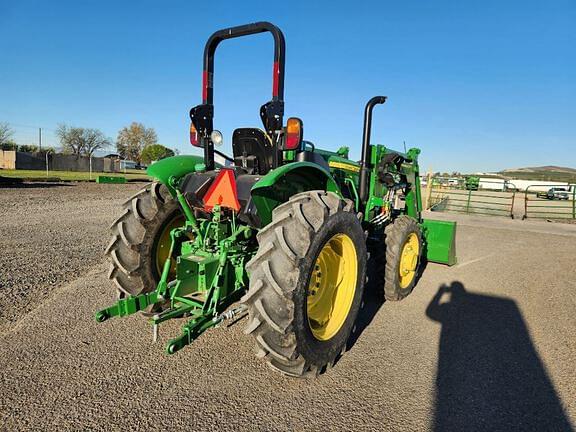 Image of John Deere 5055E equipment image 2