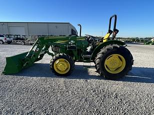 Main image John Deere 5055E 6