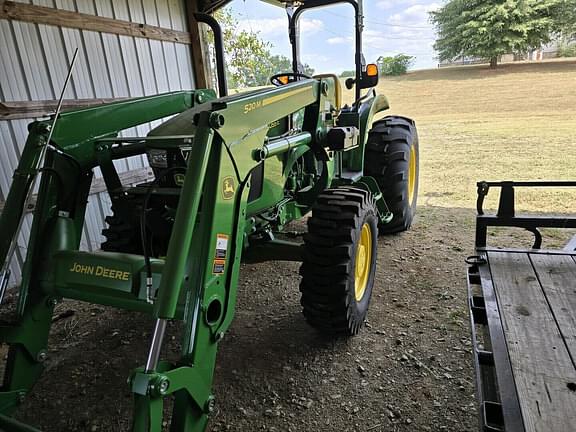 Image of John Deere 5055E equipment image 1