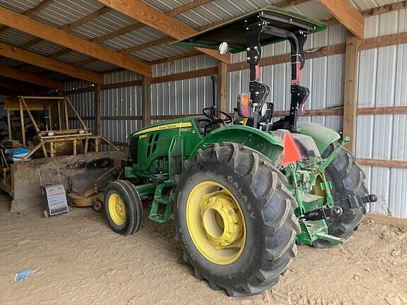 Image of John Deere 5055E equipment image 1