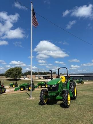 Image of John Deere 5055E equipment image 1