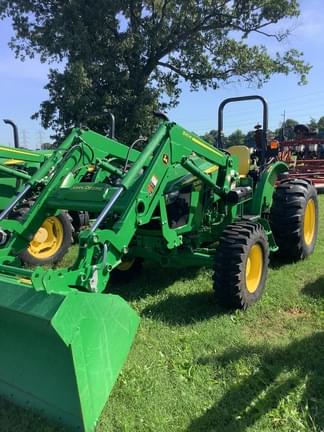 Main image John Deere 5055E