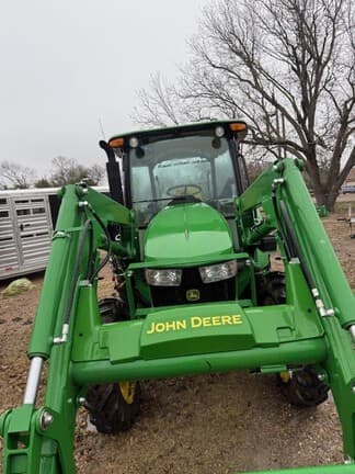 Image of John Deere 5055E equipment image 2