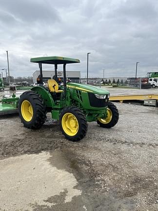 Image of John Deere 5055E equipment image 3