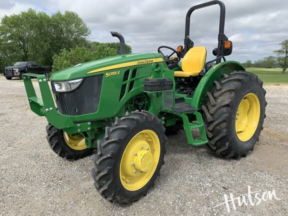 Image of John Deere 5055E equipment image 1