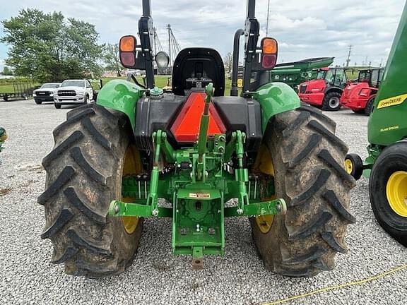 Image of John Deere 5055E equipment image 2
