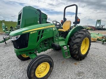 Main image John Deere 5055E