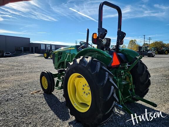 Image of John Deere 5055E equipment image 2