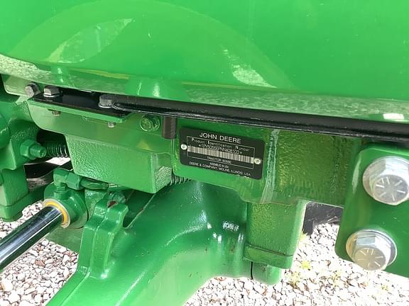 Image of John Deere 5055E equipment image 4