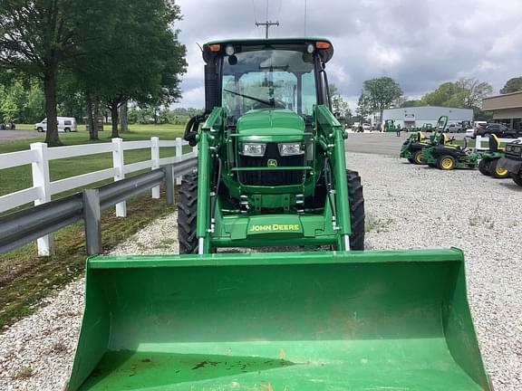 Image of John Deere 5055E equipment image 2