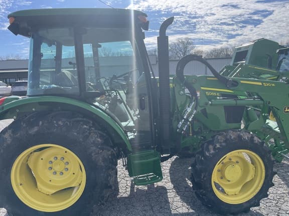 Image of John Deere 5055E equipment image 2