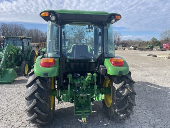 Image of John Deere 5055E equipment image 1