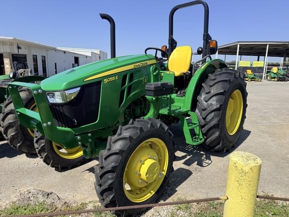 Image of John Deere 5055E Primary image