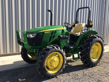 Main image John Deere 5055E