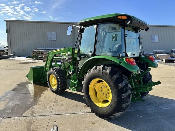 Image of John Deere 5055E equipment image 3