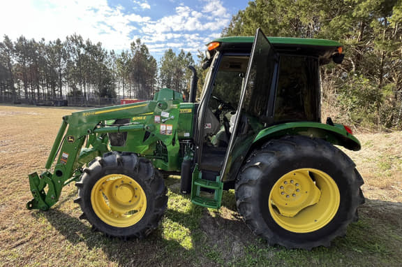 Image of John Deere 5055E Primary image