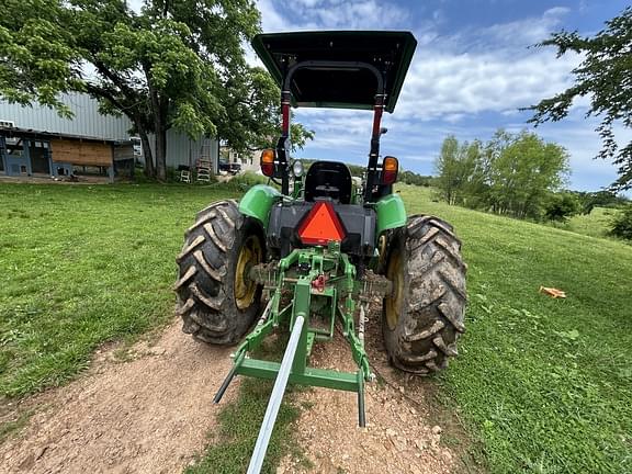 Image of John Deere 5055E equipment image 2