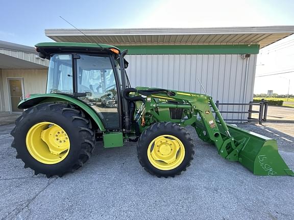 Image of John Deere 5055E equipment image 1