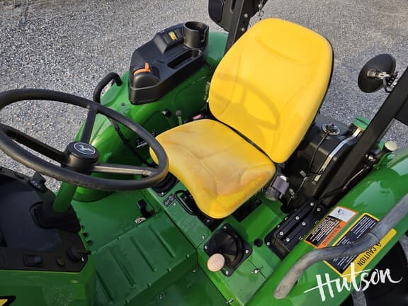 Image of John Deere 5055E equipment image 4