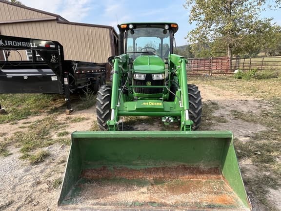 Image of John Deere 5055E equipment image 1