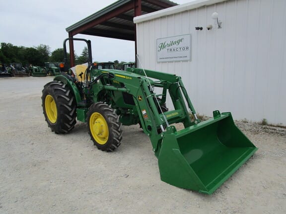 Main image John Deere 5055E