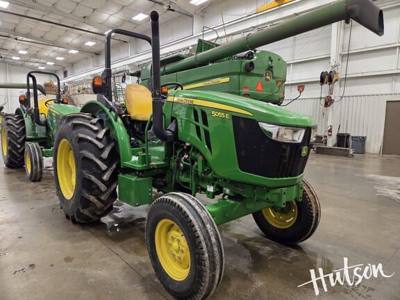 2022 John Deere 5055E Equipment Image0