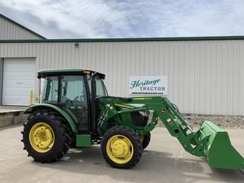 Main image John Deere 5055E