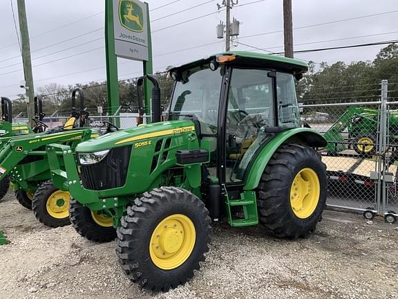 Main image John Deere 5055E 1