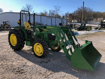 Main image John Deere 5055E