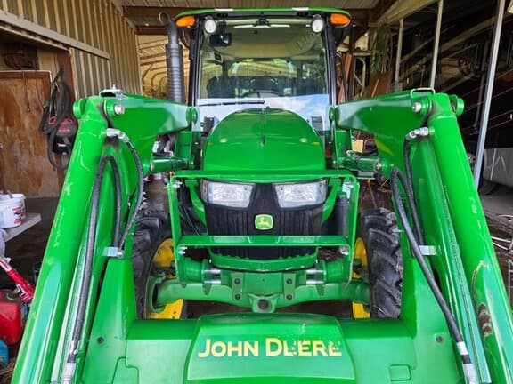 Image of John Deere 5055E Image 1